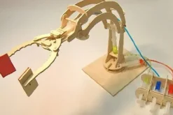 Pathfinder - Hydraulic Mini Excavator