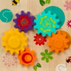 Battat - Wooden Activity Center Curio City