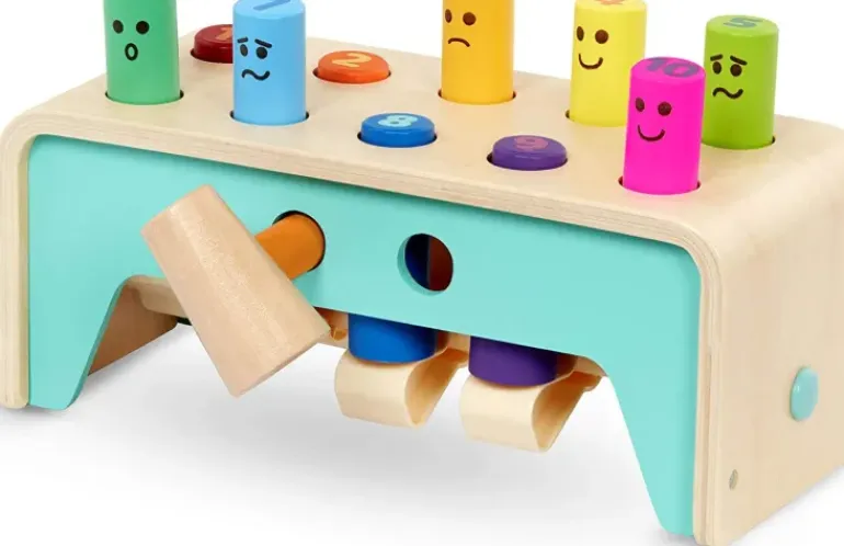 Battat - Wooden Pounding Bench
