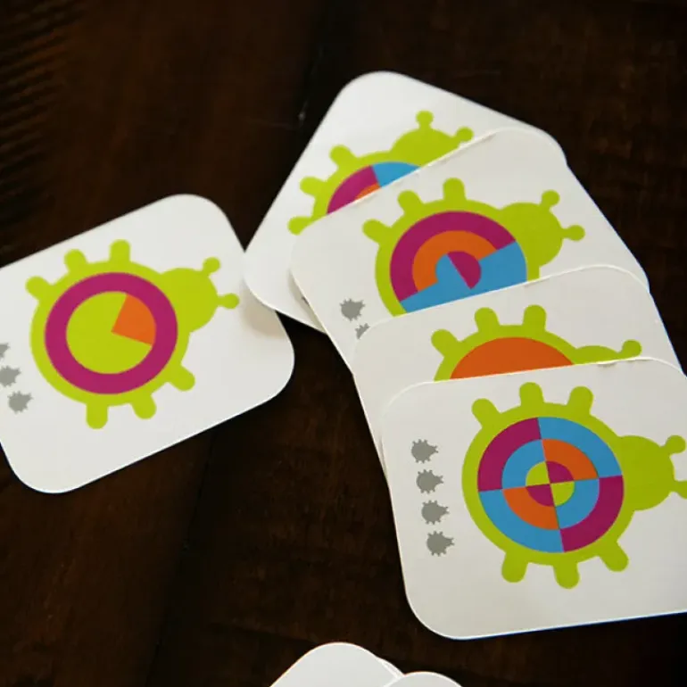Fat Brain - Bugzzle Puzzle