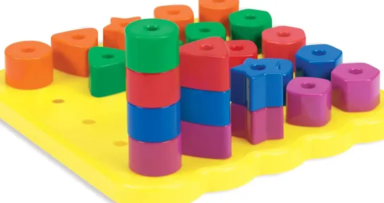 Learning Resources - Stacking Shapes Peg Board