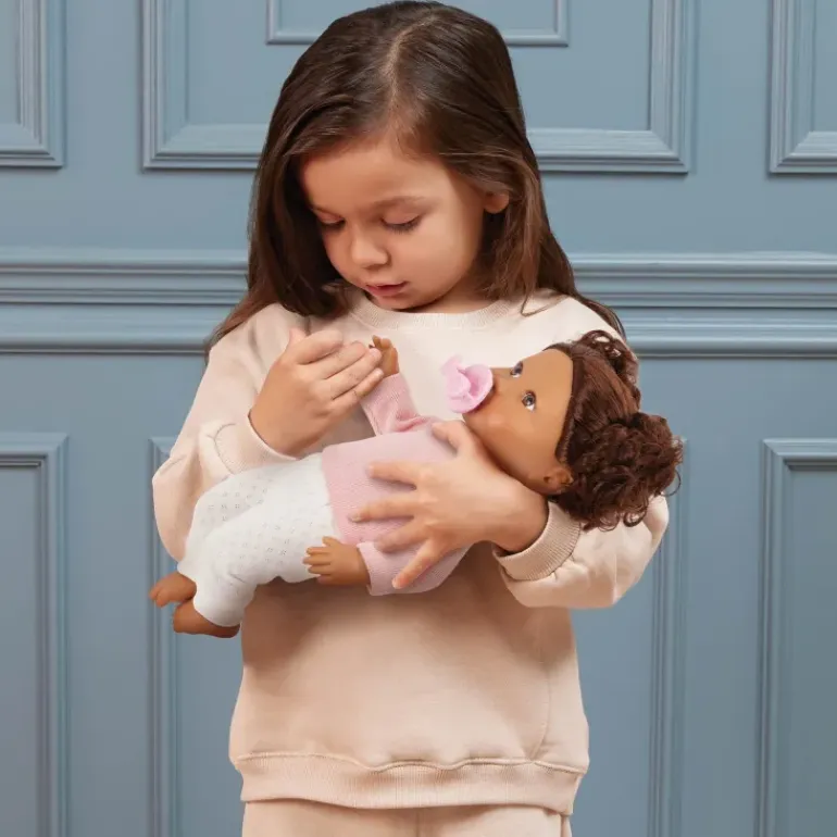 LullaBaby – Baby Doll with Wavy Brown Hair