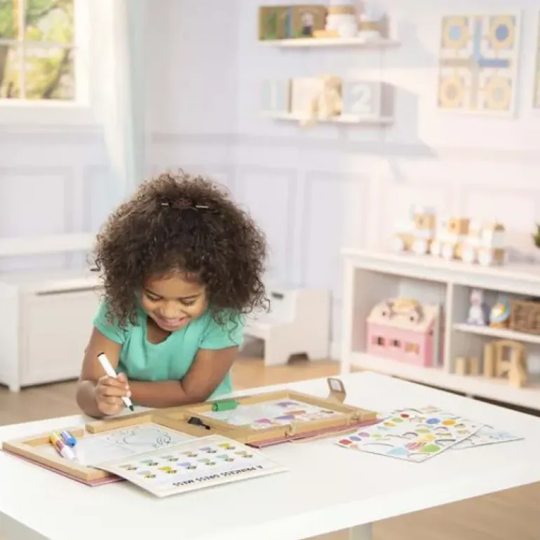 Melissa & Doug - Play Draw Create Reusable Drawing & Magnet Kit Princesses