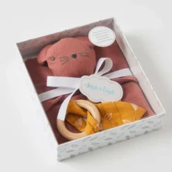 Pilbeam - Double Muslin Comforter & Teething Ring Rosette