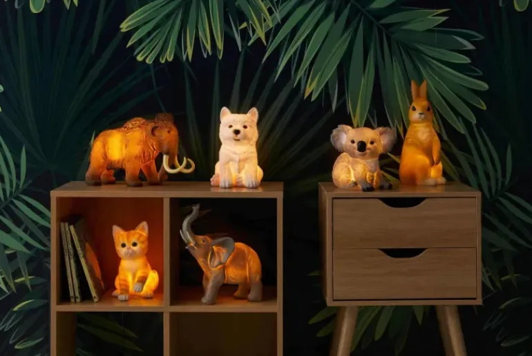 Pilbeam - Nightlight Dog