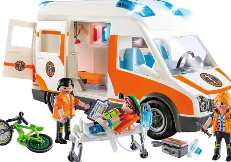 Playmobil - Hospital Ambulance With Flashing Lights (70049)