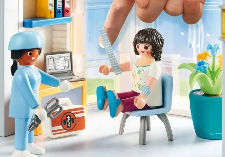 Playmobil - Hospital Furnished Hospital Wing (70191)