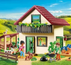 Playmobil - Modern Farmhouse (70133)
