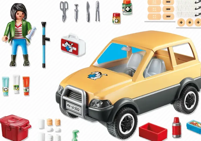 Playmobil - Vet with Car (5532)