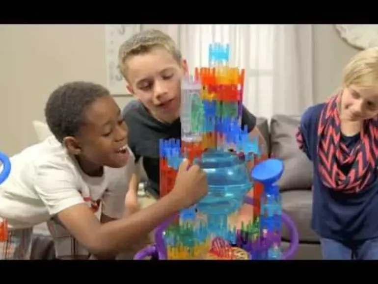 Q-BA-MAZE - Ultimate Stunt Set